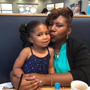 Meet your Posher, Sumayyah